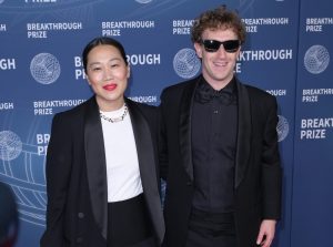 Santa,Monica,,Ca.,02mar2025:,Mark,Zuckerberg,And,Priscilla,Chan,At