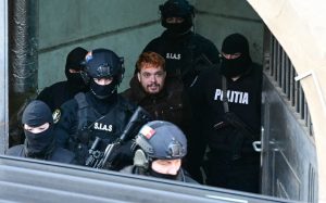 ROMANIA-FRANCE-POLICE-ARREST-COURT