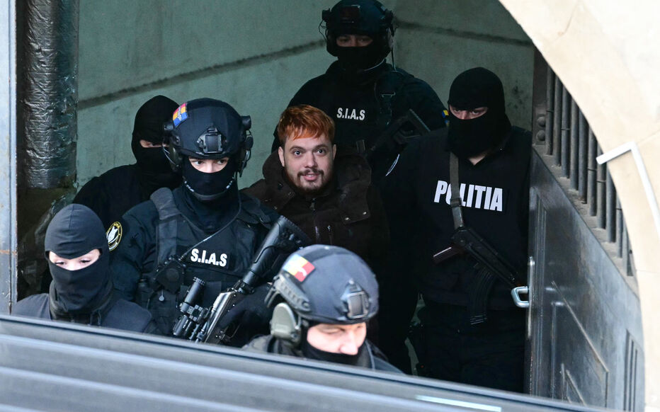 ROMANIA-FRANCE-POLICE-ARREST-COURT