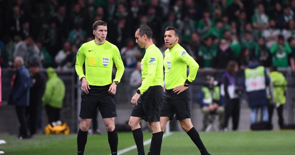 AS Saint-Etienne v Olympique Lyonnais - Ligue 1 MCDonald's 2024/2025